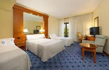 Tryp Macarena Hotel 4*
